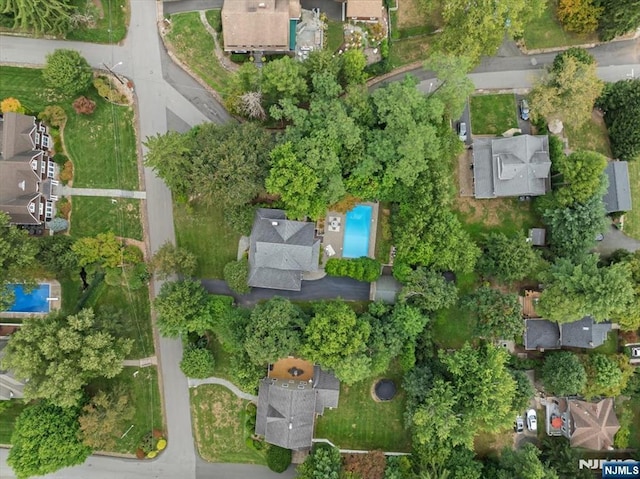 bird's eye view with a residential view