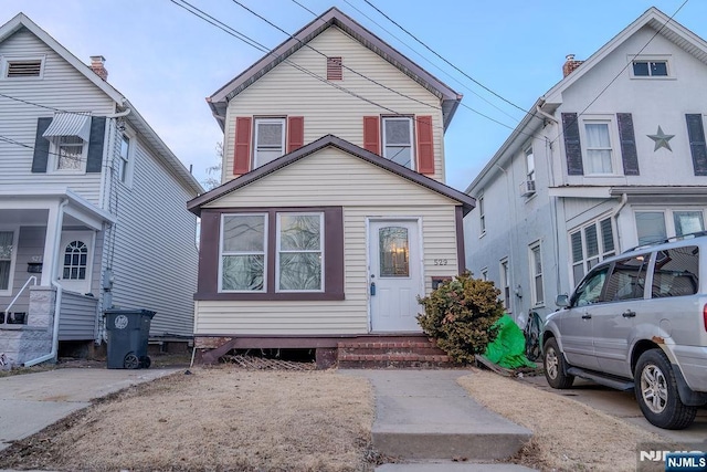 view of front of house