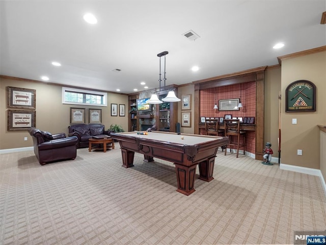 recreation room featuring light carpet, baseboards, visible vents, ornamental molding, and recessed lighting