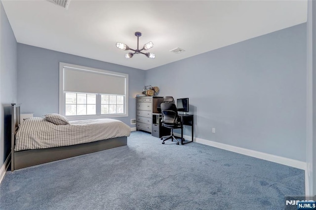 bedroom with an inviting chandelier, baseboards, visible vents, and carpet flooring