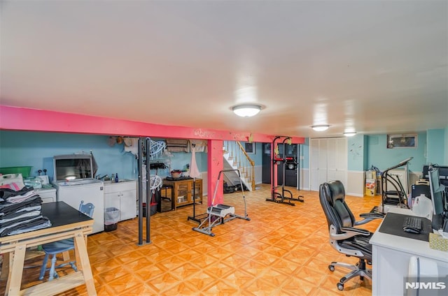 home office with washer and dryer