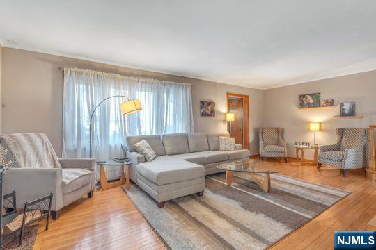 living area featuring hardwood / wood-style flooring