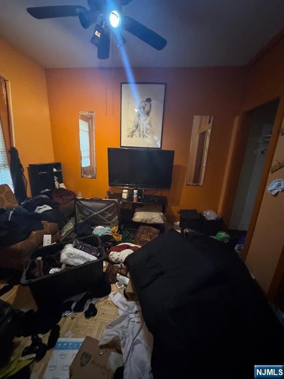 bedroom with a ceiling fan