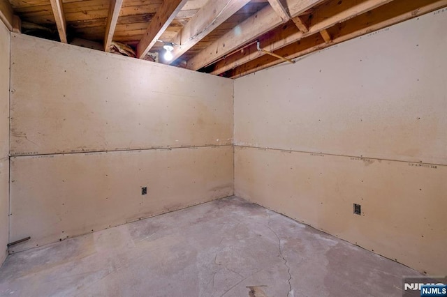 view of unfinished basement