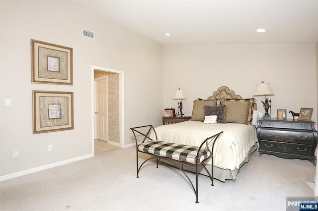 bedroom with recessed lighting, baseboards, visible vents, and light colored carpet