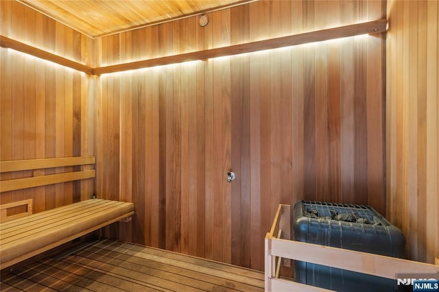 view of sauna / steam room