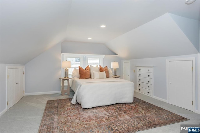 bedroom featuring carpet floors, recessed lighting, baseboards, and lofted ceiling