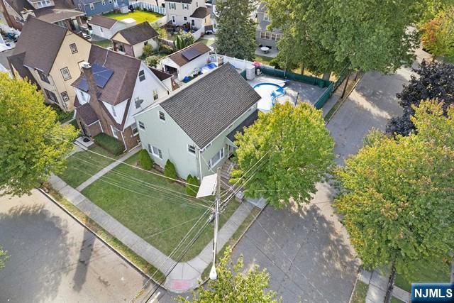 aerial view featuring a residential view