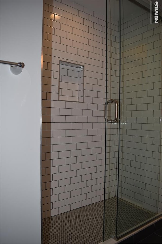 198 Wallace St, Orange, NJ 07050 - full bathroom featuring a shower stall