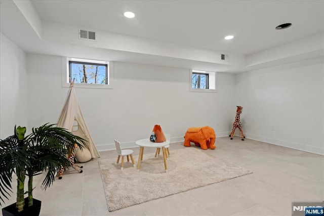 playroom with baseboards, visible vents, and recessed lighting