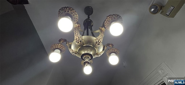 35 James St, Newark, NJ 07102 - view of room details