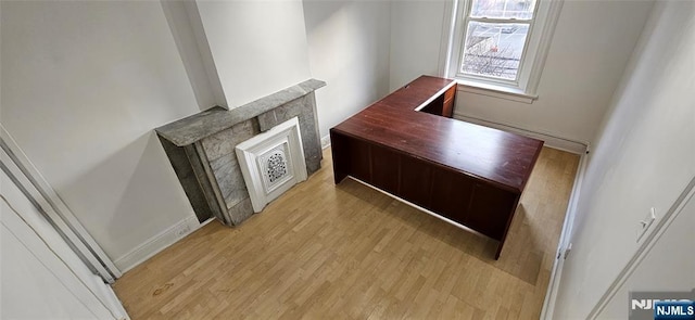 35 James St, Newark, NJ 07102 - home office featuring light wood-style floors