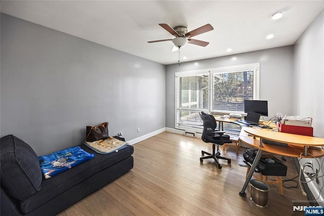 home office with recessed lighting, ceiling fan, baseboards, and wood finished floors