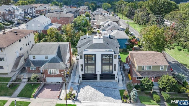 birds eye view of property featuring a residential view