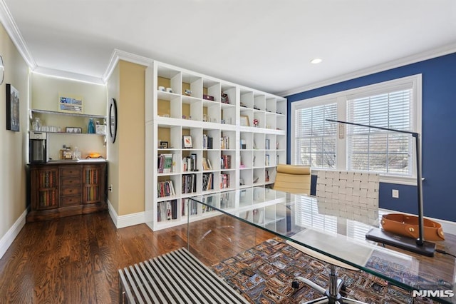 office area with recessed lighting, baseboards, crown molding, and wood finished floors