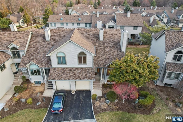 bird's eye view with a residential view