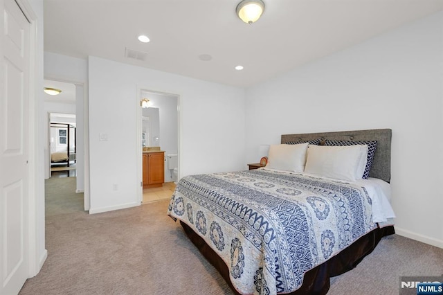 bedroom with recessed lighting, light colored carpet, visible vents, and baseboards