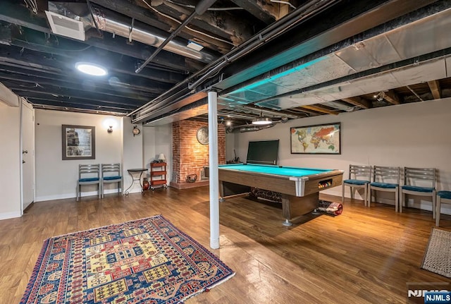 game room featuring pool table, visible vents, wood finished floors, and baseboards