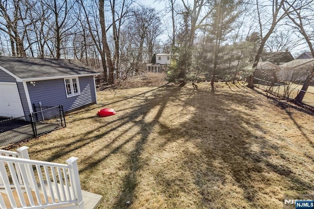 view of yard featuring fence