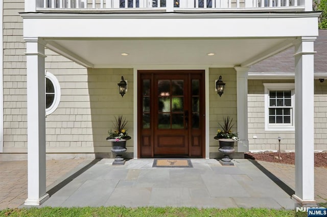 property entrance with a porch