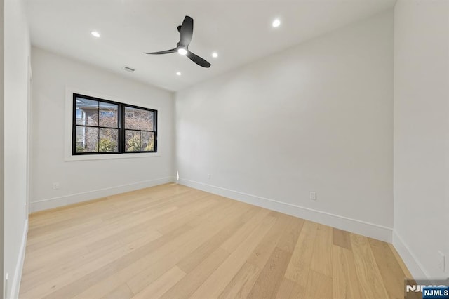 empty room featuring light wood-style flooring, recessed lighting, baseboards, and ceiling fan