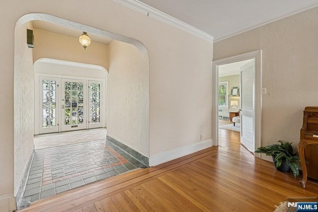 274 Ridgewood, Glen Ridge, NJ 07028 - hallway featuring arched walkways, crown molding, wood finished floors, and baseboards