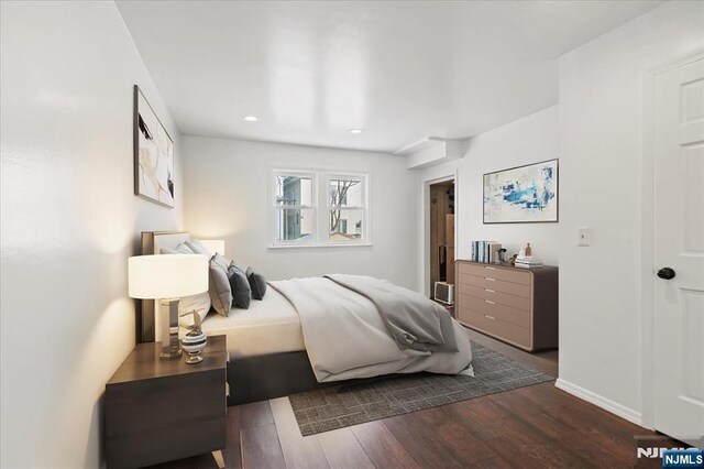 627 Montgomery, Elizabeth, NJ 07202 - bedroom featuring dark wood-style floors, recessed lighting, and baseboards
