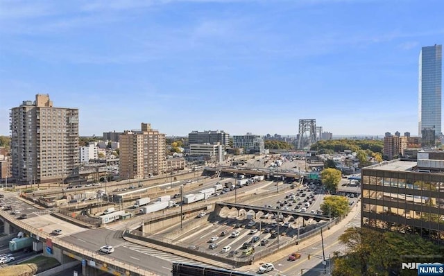 2077 Center Ave Unit 20F, Fort Lee, NJ 07024 - property's view of city