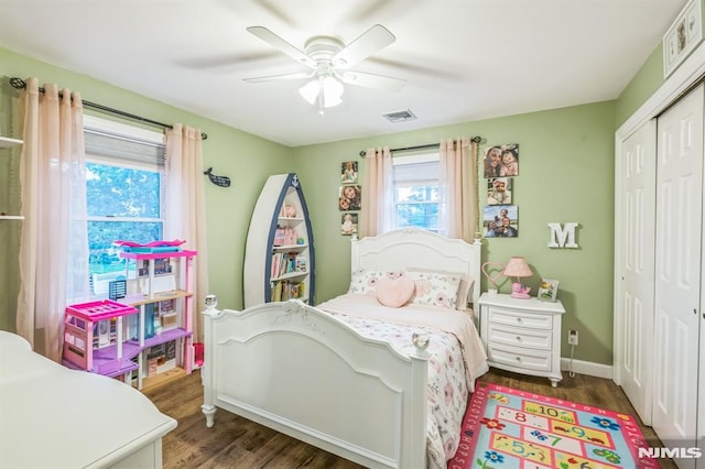 2 Beechwood Ave, Par-Troy Hills Twp, NJ 07034 - bedroom featuring a closet, wood finished floors, a ceiling fan, and baseboards
