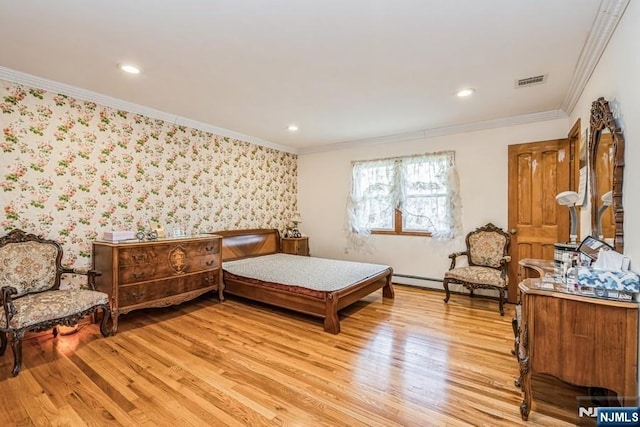bedroom featuring recessed lighting, visible vents, light wood-type flooring, and ornamental molding