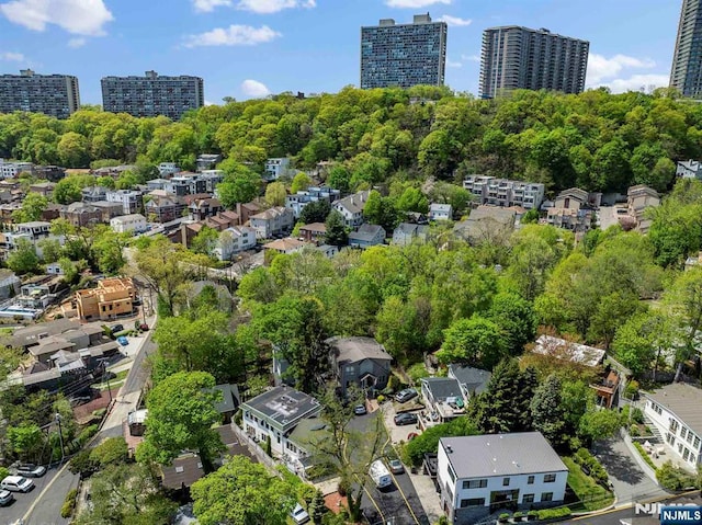 4 Colony Rd, Edgewater, NJ 07020 - aerial view with a view of city