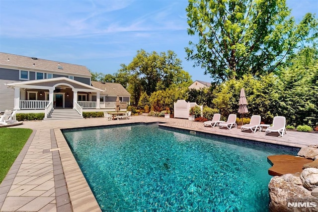 19 Merrill Dr, Mahwah, NJ 07430 - outdoor pool featuring a patio