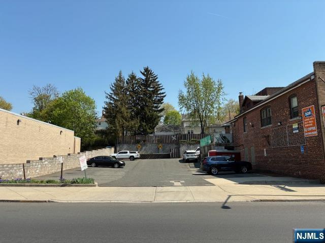 510 Broad Ave, Ridgefield, NJ 07657