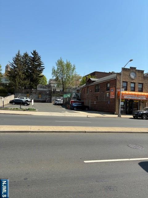 510 Broad Ave, Ridgefield, NJ 07657