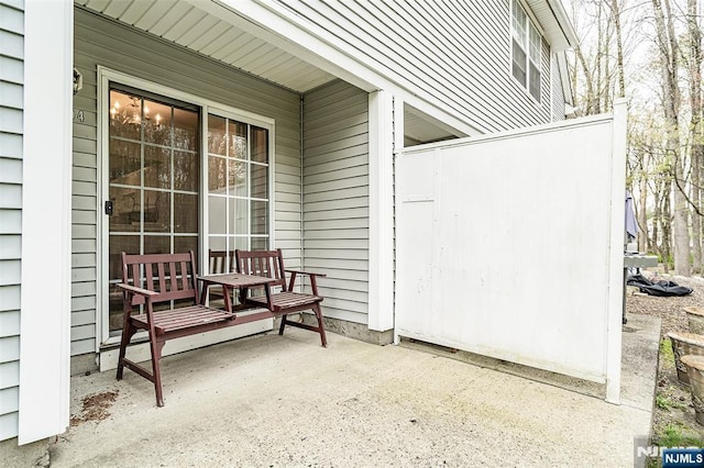 2304 Wendover Dr, Pequannock Township, NJ 07444 - view of patio / terrace