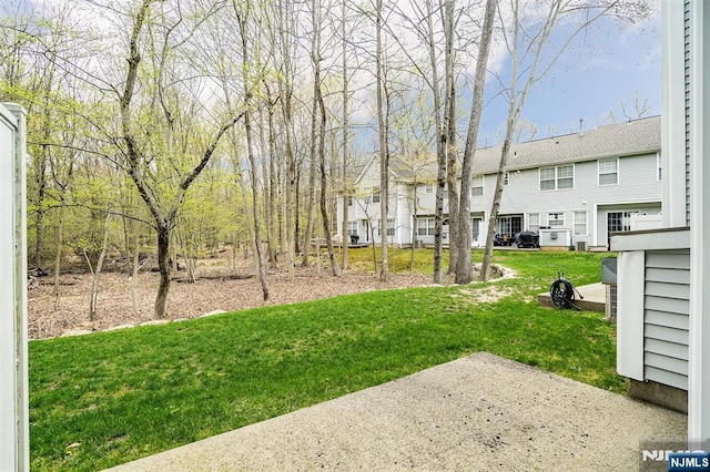 2304 Wendover Dr, Pequannock Township, NJ 07444 - view of yard with a patio