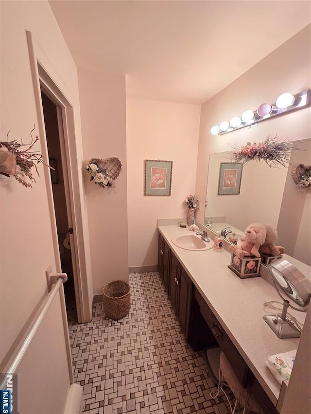 bathroom with vanity