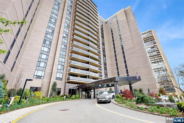 1512 Palisade Ave Unit 6B, Fort Lee, NJ 07024 - view of building exterior