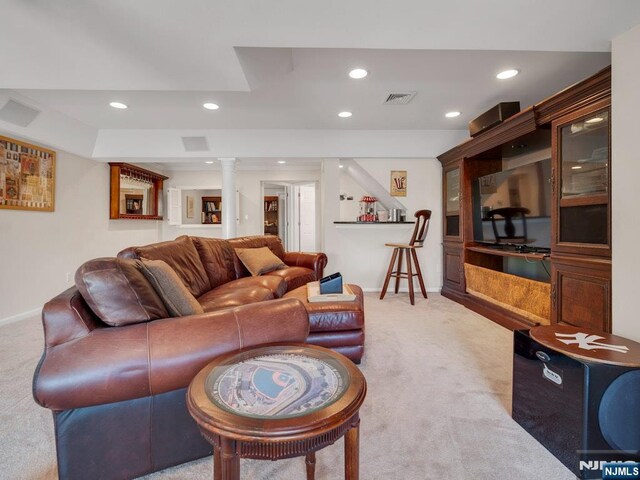 6 Knollwoods, Oakland, NJ 07436 - living area featuring visible vents, recessed lighting, baseboards, and light carpet