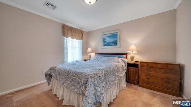 6 Knollwoods, Oakland, NJ 07436 - bedroom with crown molding, visible vents, and light colored carpet