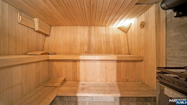 view of sauna / steam room