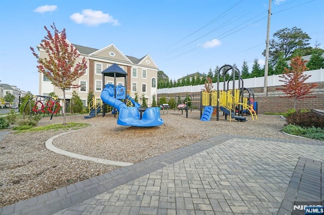 4 Arnold Dr, Wood Ridge, NJ 07075 - community playground featuring fence