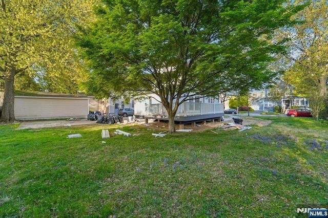 119 Lenox Ave, New Milford, NJ 07646 - view of yard with a deck