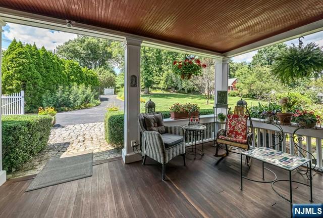 2 Wierimus Ln, Hillsdale, NJ 07642 - view of deck
