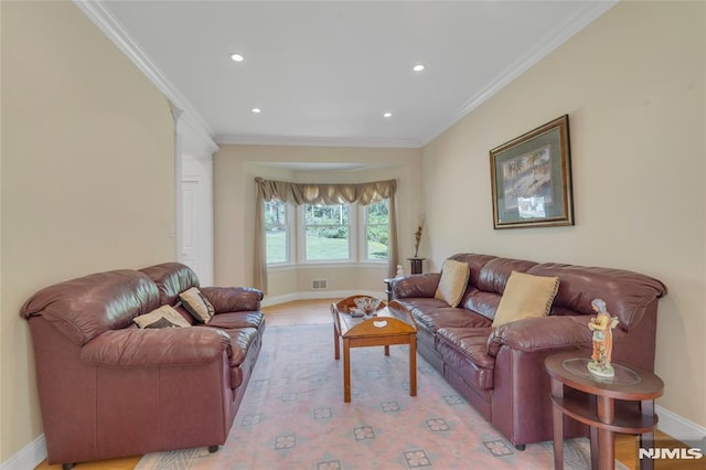 living room with crown molding, recessed lighting, baseboards, and visible vents