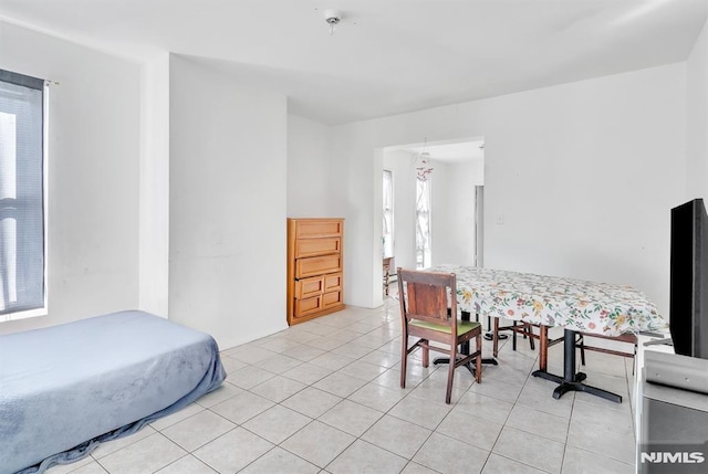 dining room with light tile patterned floors
