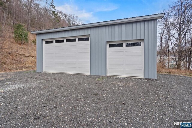 7 White Rd, West Milford, NJ 07421 - view of detached garage
