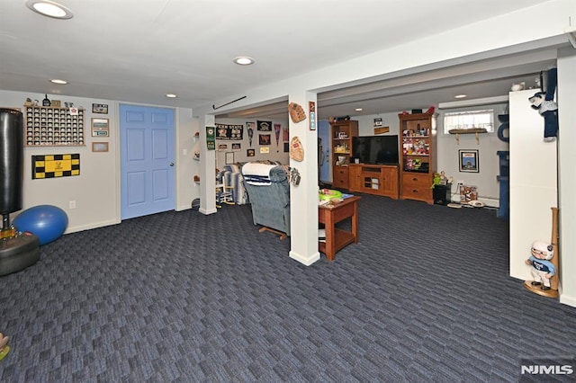 interior space featuring carpet flooring, recessed lighting, and baseboards