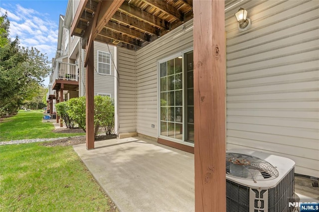 202 Blue Heron Dr, Secaucus, NJ 07094 - exterior space featuring a lawn, central AC, and a patio area