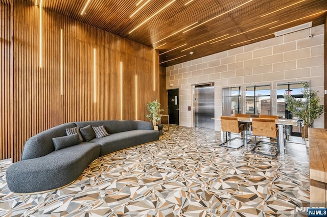 649 38th St Unit 409, Union City, NJ 07087 - view of building lobby